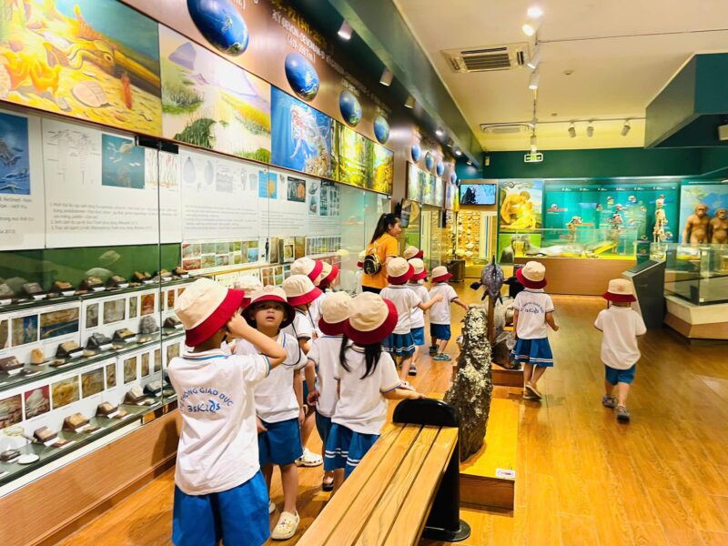 Buổi tham quan về thời tiền sử của Strong Kids - Ảnh 2